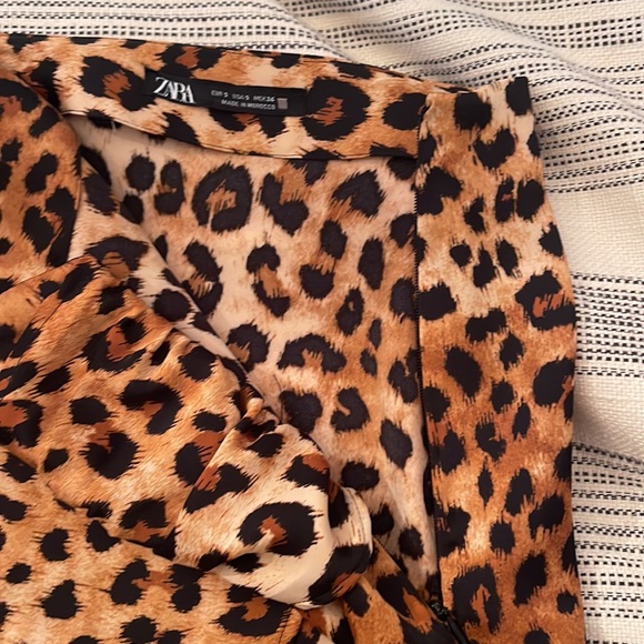 Zara Leopard Skirt - Picture 5 of 6